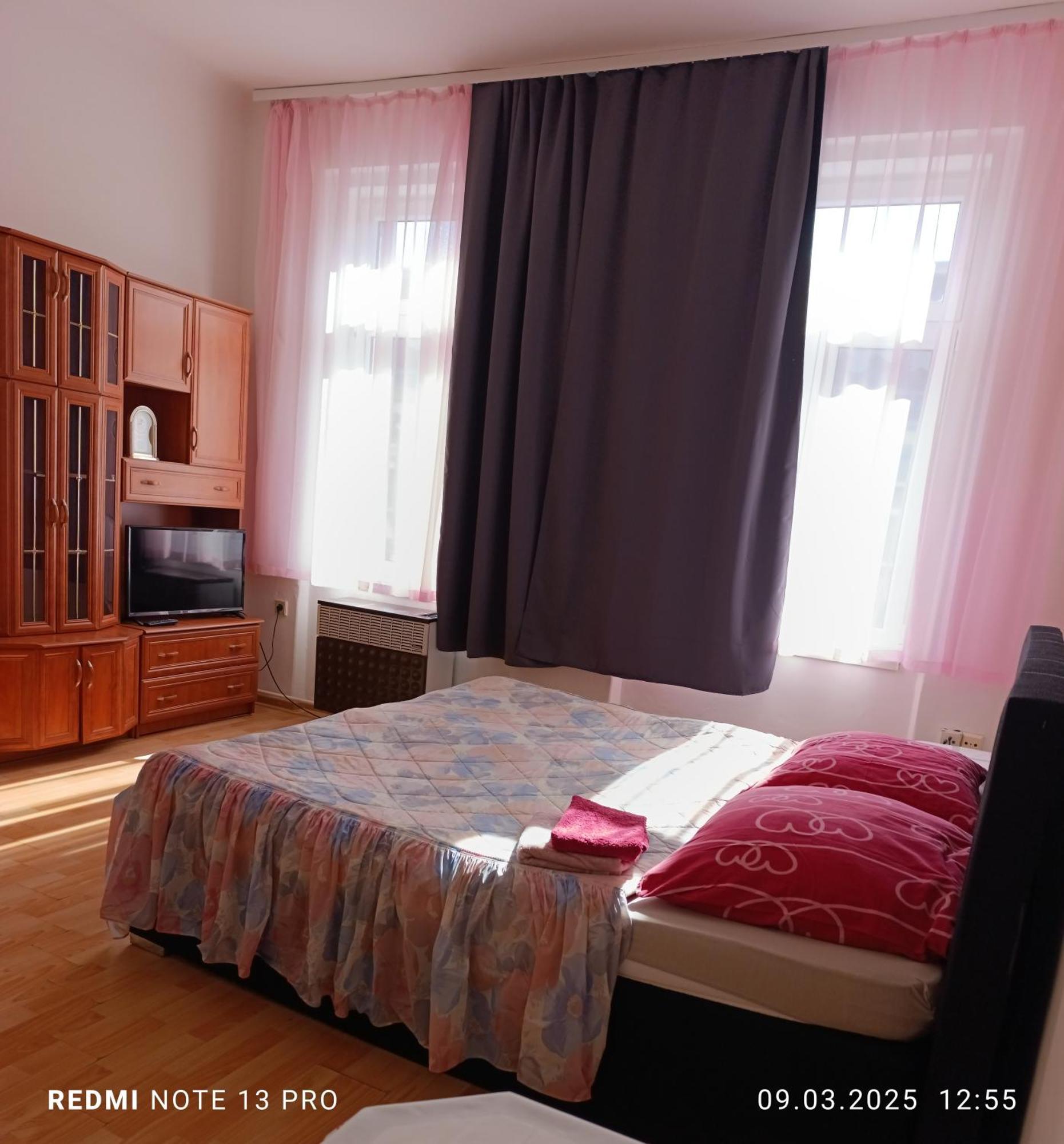 Apartments " Vintag " Teplice Exteriör bild